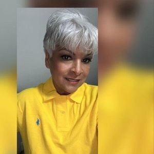 Meet your Posher, Iris